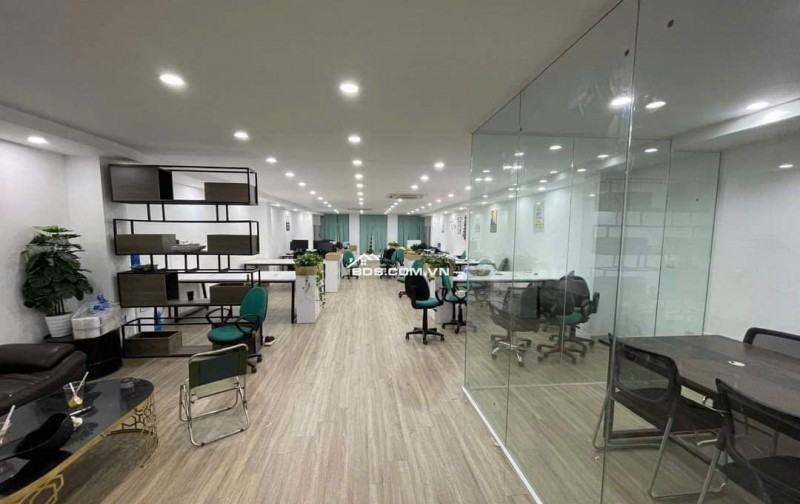 Bán nhà phân lô Lạc Long Quân - Tây Hồ DT 95m2 - MT 5m, 2 ô tô tránh, thang máy, KD tuyệt vời, gần Hồ Tây