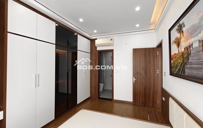 CHÍNH CHỦ CẦN BÁN gấp căn hộ chung cư 112 m2,3 PN tòa JSC ngõ 164 Khuất Duy Tiến- Nguyễn Tuân