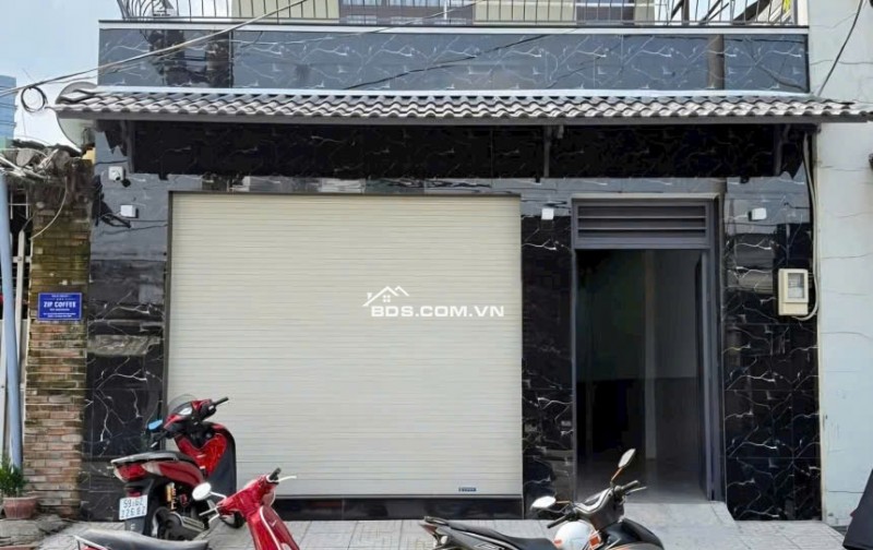 Bán Nhà Mặt Tiền Đường Ngay Đại Học Tôn Đức Thắng Quận 7 – Thu Nhập 80 Triệu/Tháng