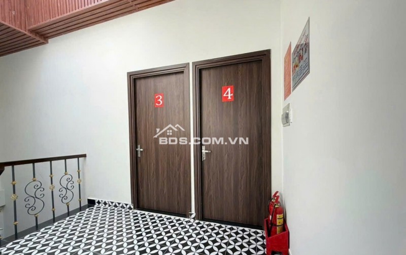 Bán Nhà Mặt Tiền Đường Ngay Đại Học Tôn Đức Thắng Quận 7 – Thu Nhập 80 Triệu/Tháng