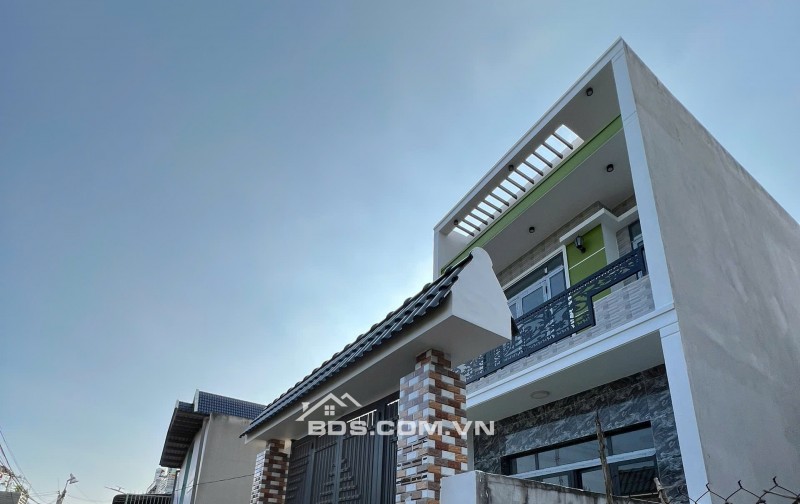  GOCNHADEP.BC.LA CĂN No13 LẠI LÊN CHO AC CĂN NHÀ SIÊU ĐẸP ĐÂY Ạ DIỆN TÍCH 90M2 NGANG 5M  GẦN CHỢ HƯNG LONG .CHỈ CÁCH MT ĐƯỜNG 835B 30M