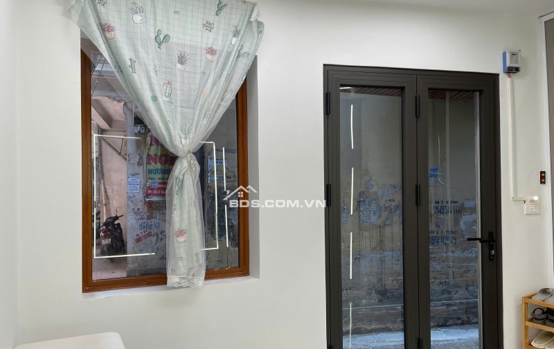 Mặt bằng kinh doanh cho thuê – tại Hoàng Cầu, Đống Đa