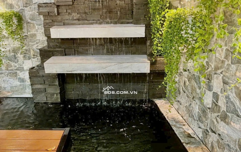 Bán Nhà Sân Vườn Đẹp Mặt Tiền Hẻm Huỳnh Tấn Phát Phú Xuân Nhà Bè – Giá 6,8 Tỷ