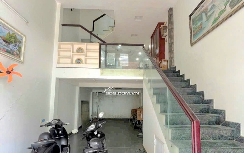 Bán Nhà Xe Hơi Vào Tận Nơi – Đường Trước Nhà 8m – Huỳnh Tấn Phát Nhà Bè
