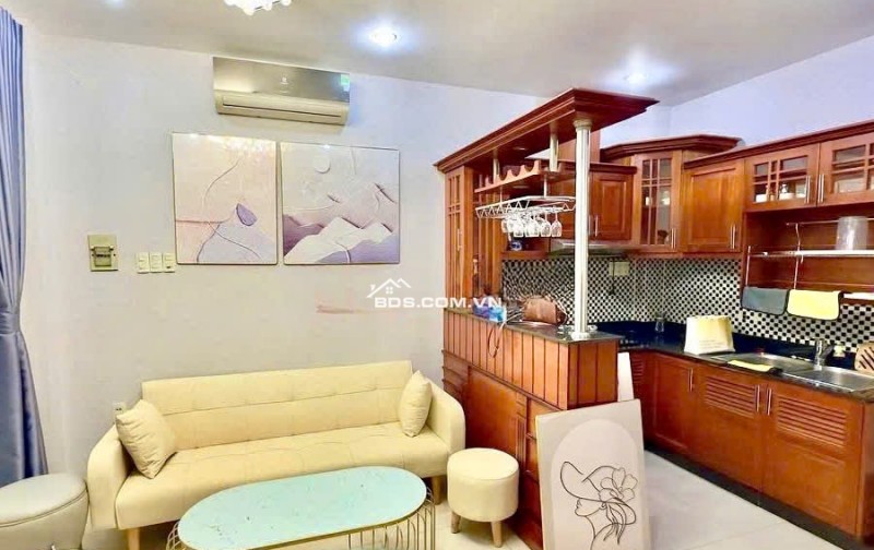 22 Triệu: thuê nguyên căn Quận 1 Nguyễn Trung Ngạn cầu Ba Son- 3 tầng 3 phòng ngủ 3wc Full nội thất