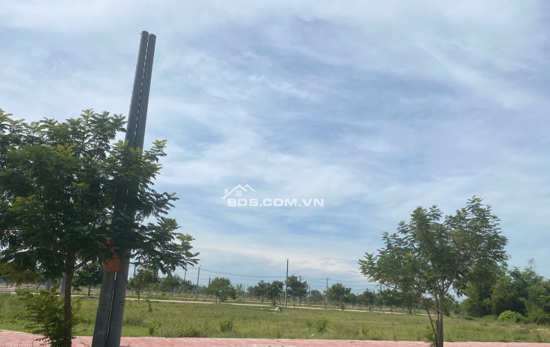 Biệt thự nghỉ dưỡng & đất nền ven Đà Nẵng – Giá chỉ từ 2 tỷ, sổ đỏ từng nền