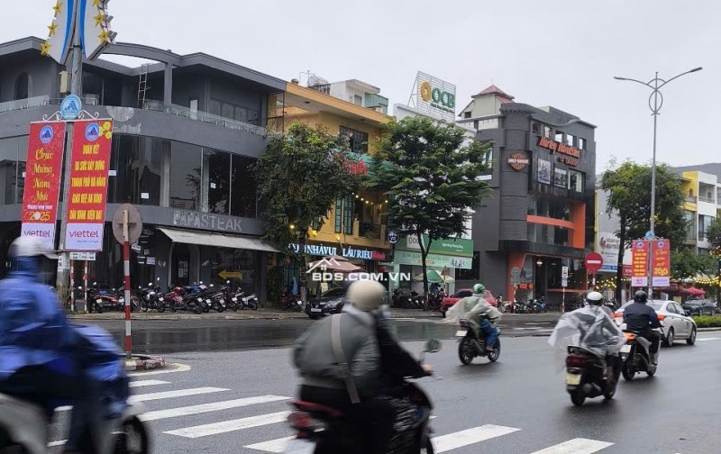 CHO THUÊ TÒA VĂN PHÒNG 5 TẦNG ĐƯỜNG 2/9, NGAY MẶT TIỀN TRUNG TÂM