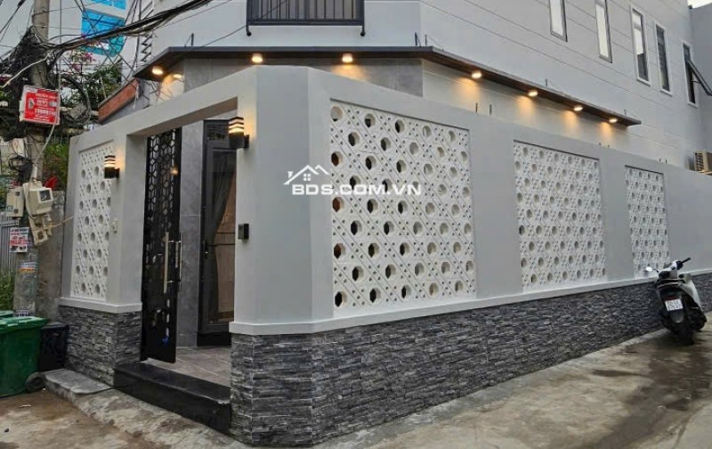 Bán nhà góc 2 mặt tiền xây mới gần đường Phạm Hữu Lầu Quận 7