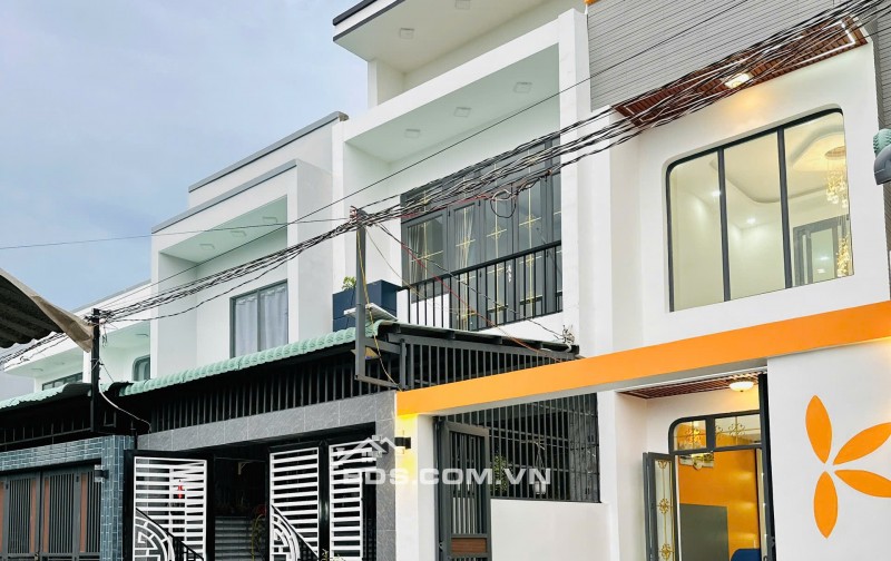  GOCNHADEP.BC.LA CĂN No12 HOT    NHÀ THIẾT KẾ HIỆN ĐẠI SIÊU ĐẸP M2 Ngang 4.3MX22M GẦN SÁT CHỢ LONG THƯỢNG ĐẶC BIỆT 