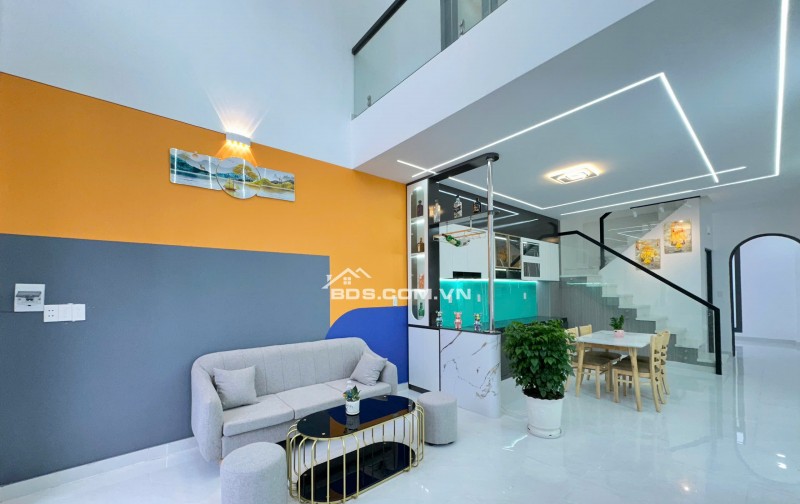  GOCNHADEP.BC.LA CĂN No12 HOT    NHÀ THIẾT KẾ HIỆN ĐẠI SIÊU ĐẸP M2 Ngang 4.3MX22M GẦN SÁT CHỢ LONG THƯỢNG ĐẶC BIỆT 