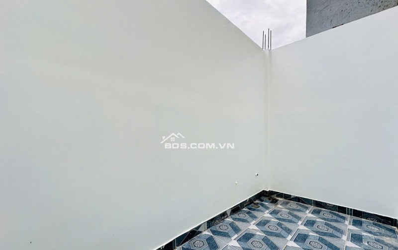  GOCNHADEP.BC.LA CĂN No12 HOT    NHÀ THIẾT KẾ HIỆN ĐẠI SIÊU ĐẸP M2 Ngang 4.3MX22M GẦN SÁT CHỢ LONG THƯỢNG ĐẶC BIỆT 