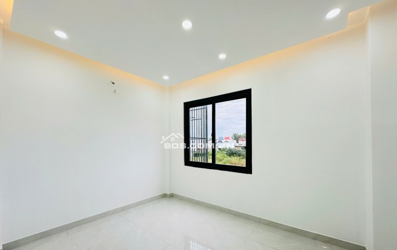  GOCNHADEP.BC.LA CĂN No12 HOT    NHÀ THIẾT KẾ HIỆN ĐẠI SIÊU ĐẸP M2 Ngang 4.3MX22M GẦN SÁT CHỢ LONG THƯỢNG ĐẶC BIỆT 