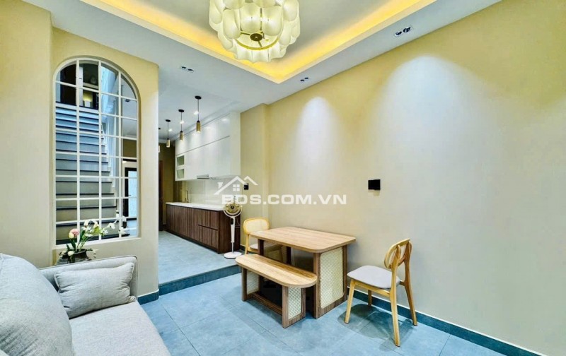 NHÀ ĐẸP 4 TẦNG ( 4 x 11 ) - HẼM XE HƠI 6M - GẦN NGÃ 4 PHÚ NHUẬN - KHU PHAN XÍCH LONG -  10 TỶ 380 ( TL )