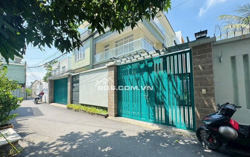 SIÊU RẺ LÔ GÓC - 2 MẶT TIỀN - HẺM XE HƠI - GẦN TRƯỜNG HOA LƯ, 90M2 - CHỈ 6TỶ HƠN - 0909323881
