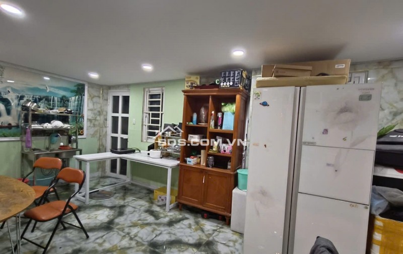 VIP TRƯỜNG THỌ - THANG MÁY SỊN SÒ- HẺM 7 CHỖ. OTO NGỦ TRONG SÂN. NHÀ XÂY 4 TẦNG, HOÀN CÔNG CHUẨN CHỈNH. XÁCH VALI VÀO Ở NGAY - GIÁ CHỈ 8TỶ HƠN. SẴN