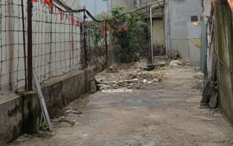 Bán Đất khu Lạc Long Quân, 85m2 Lô góc, Ngõ thông, Dòng tiền, An sinh tốt, Giá 12.5 Tỷ