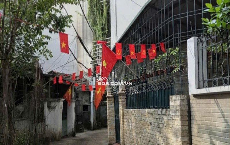 Bán Đất khu Lạc Long Quân, 85m2 Lô góc, Ngõ thông, Dòng tiền, An sinh tốt, Giá 12.5 Tỷ