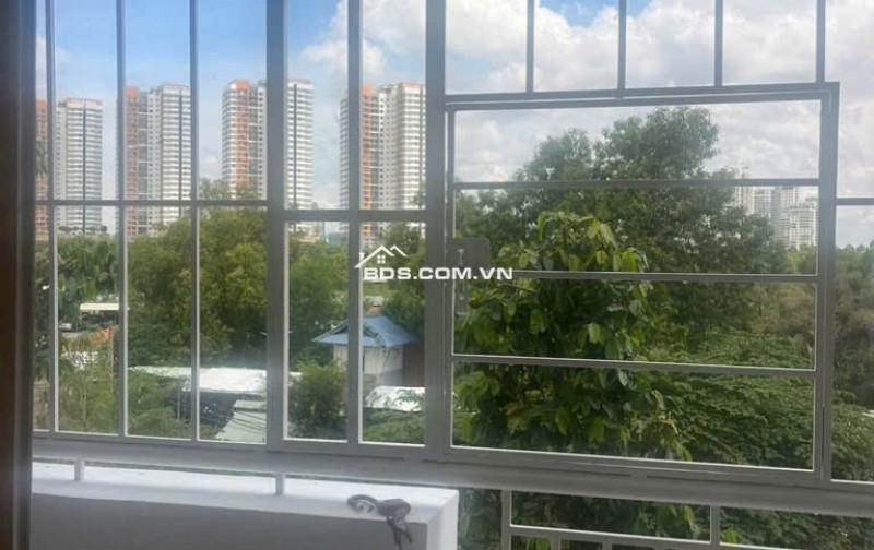 CĂN HỘ CHUNG CƯ MỚI Ở LIỀN SÁT VÁCH Q1-70m2 chỉ 4,x tỷ TL