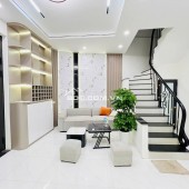 Nhà Đẹp Ngõ Hoà Bình 7, Hai Bà Trưng 33m, 5 tầng, mt 4.7m, giá 8.2 Tỷ.
