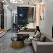 Nhà Đẹp Ô TÔ ĐỖ CỬA, Thang Máy, Trần Khát Chân, Hai Bà Trưng 54m, 6 tầng, mt 3.7m, giá 18.5 tỷ