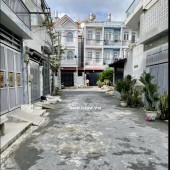 Bán nhà 1 trệt 2 lầu 1 ST hẻm xe hơi Lê Văn Lương, Xã Nhơn Đức Nhà Bè