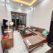 CHÍNH CHỦ CẦN BÁN GẤP NHÀ 5 TẦNG TẠI TRUNG TÂM SÀI ĐỒNG – GẦN Ô TÔ – SỔ ĐỎ SẴN SÀNG GIAO DỊCH