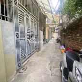 Nhỉnh 4 tỷ ,CC gửi bán lô đất trung tâm Yên Nghĩa - Hà Đông  30m2 MT 5.9m