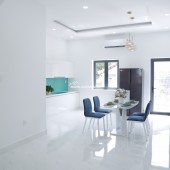 Nhà phố trung tâm Bến Cát, giá chỉ từ 2,4 tỷ, sổ hồng riêng từng căn