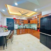 KDC THE SUN -5 PHÚT ĐI QUẬN 7 - 4 TẦNG - OTO