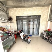 Chính chủ muốn về vườn nên cần bán nhà cấp 4, full thổ cư, SHR