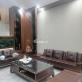 Bán nhà Võng Thị - Tây Hồ, Lô góc, gần phố, 90m2 x 3 tầng, giá 20.9 Tỷ