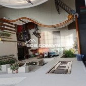 BÁN NHÀ 3 TẦNG ĐINH TIÊN HOÀNG - DIỆN TÍCH KHỦNG 105 M2 - GIÁ CHỈ 5.x TỶ