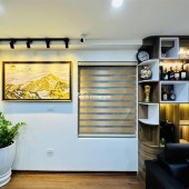 Căn hộ chung cư Thăng Long Capital tọa lạc tại An Khánh, Hoài Đức, Hà Nội với diện tích 69.9m2, hứa hẹn mang đến không gian sống lý tưởng cho gia đình. Căn hộ 2PN, 2WC, được trang bị đầy đủ nội thất, sẵn sàng cho cuộc sống tiện nghi.