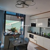 Nhà Mỹ Đình dân xây 35m2, 5 tầng, chào 6,5  tỷ có thương lượng