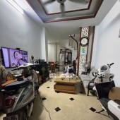 CC BÁN NHÀ TRƯƠNG ĐỊNH  DT 45m2 x 5T- HƠN 9 TỶ- NGÕ 3 GÁC NÔNG RỘNG THOÁNG  KHU TRUNG TÂM ĐẮC ĐỊA!