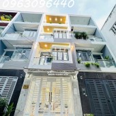 Nhà phố đẹp hẻm xe hơi, khu dân cư đồng bộ – gần Quận 7, đường Huỳnh Tấn Phát