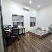 Nhà Trần Quốc Hoàn 60m2 x 4T x MT5m, PLô, ô tô, giá 21.8 tỷ