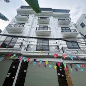 BÁN NHÀ ĐÔNG LA -HOÀI ĐỨC- 30M-5 TẦNG-4.3 TỶ -Ô TÔ ĐỖ CỔNG