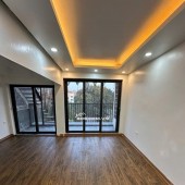 Bán nhà mặt phố Cù Chính Lan, Thanh Xuân, Ô tô đỗ cửa, Kinh Doanh tốt, 10.6 tỷ
