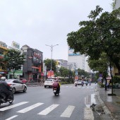 CHO THUÊ TÒA VĂN PHÒNG 5 TẦNG ĐƯỜNG 2/9, NGAY MẶT TIỀN TRUNG TÂM