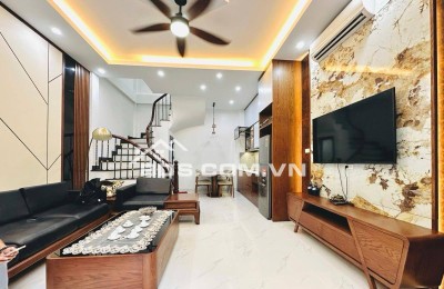 Nhà Đẹp Lô Góc, Gần Phố, Trương Định, Hoàng Mai 34m, 5 tầng, mt 4.7m, giá 9.5 tỷ