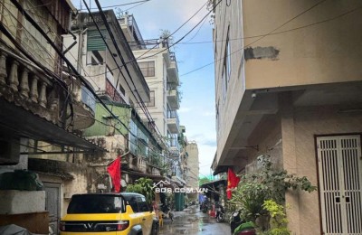 Bán Nhà Nguyễn Trãi, Thanh Xuân - Hàng Xóm Royal City - Ở Ngay - Oto Kinh Doanh - 43M, 4 Tầng.