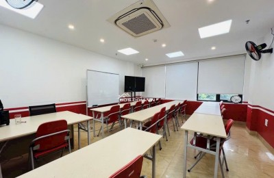 Bán tòa nhà 9 tầng mặt phố Cầu Giấy, 80m2, MT 4.9m, thang máy, giá 46.8 tỷ