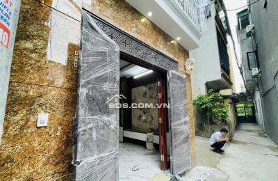 Nhà đẹp phố Thanh Lân - 44m2 x 6pn, cách mặt phố 15m - nhỉnh 8 tỷ