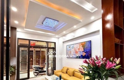Bán Nhà Ngõ 1 Bùi Xương Trạch - Gần Phố - Full Nội Thất - 33m, 5Tầng - Chỉ 7 Tỷ.