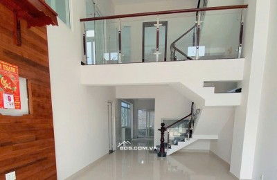 Bán nhà DT 201,9m2 Đường Nam Cao có 6PN đang kinh doanh nhà trọ