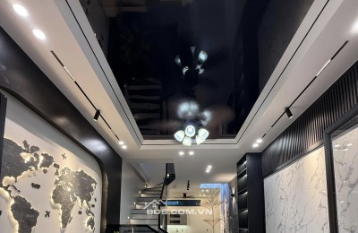 BÁN NHÀ SIÊU ĐẸP 2.99 TỶ 3 TẦNG 60M2 Ô TÔ ĐỖ CỬA NGÕ GIẢI PHÓNG