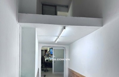 MẶT PHỐ PHƯƠNG MAI - TRUNG TÂM ĐỐNG ĐA