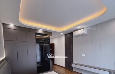 Bán nhà Ngọc Thuỵ Long Biên oto đỗ cổng thông- Nhỉnh 6 tỷ( TL)