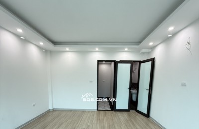  SIÊU VIP – NHÀ LÔ GÓC 6 TẦNG – THANG MÁY – Ô TÔ VÀO NHÀ –PHÚC LỢI LONG BIÊN 